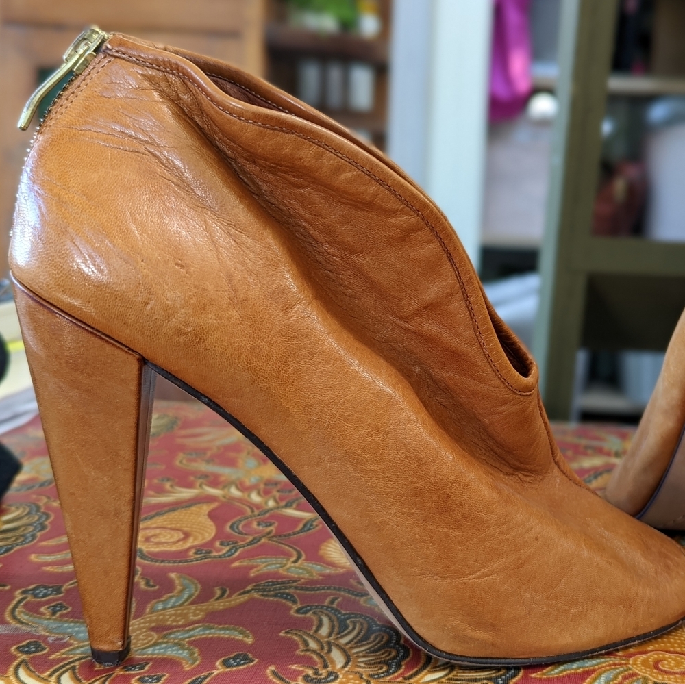 Vince camuto heel bootie